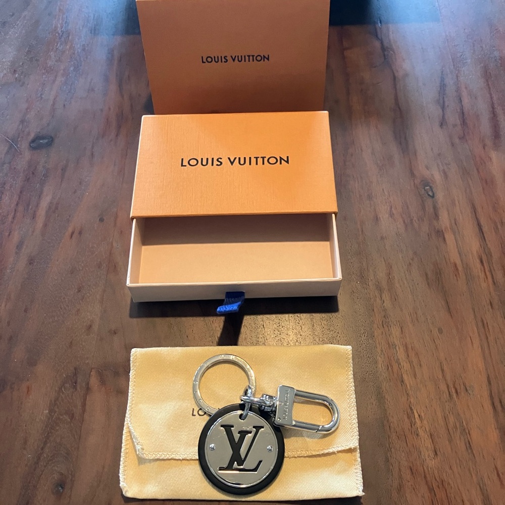 Louis Vuitton Black and Silver Key Holder or purse charm NWOT